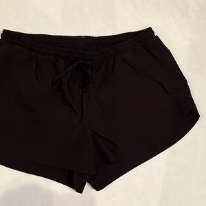 Women’s Old Navy Active shorts size M